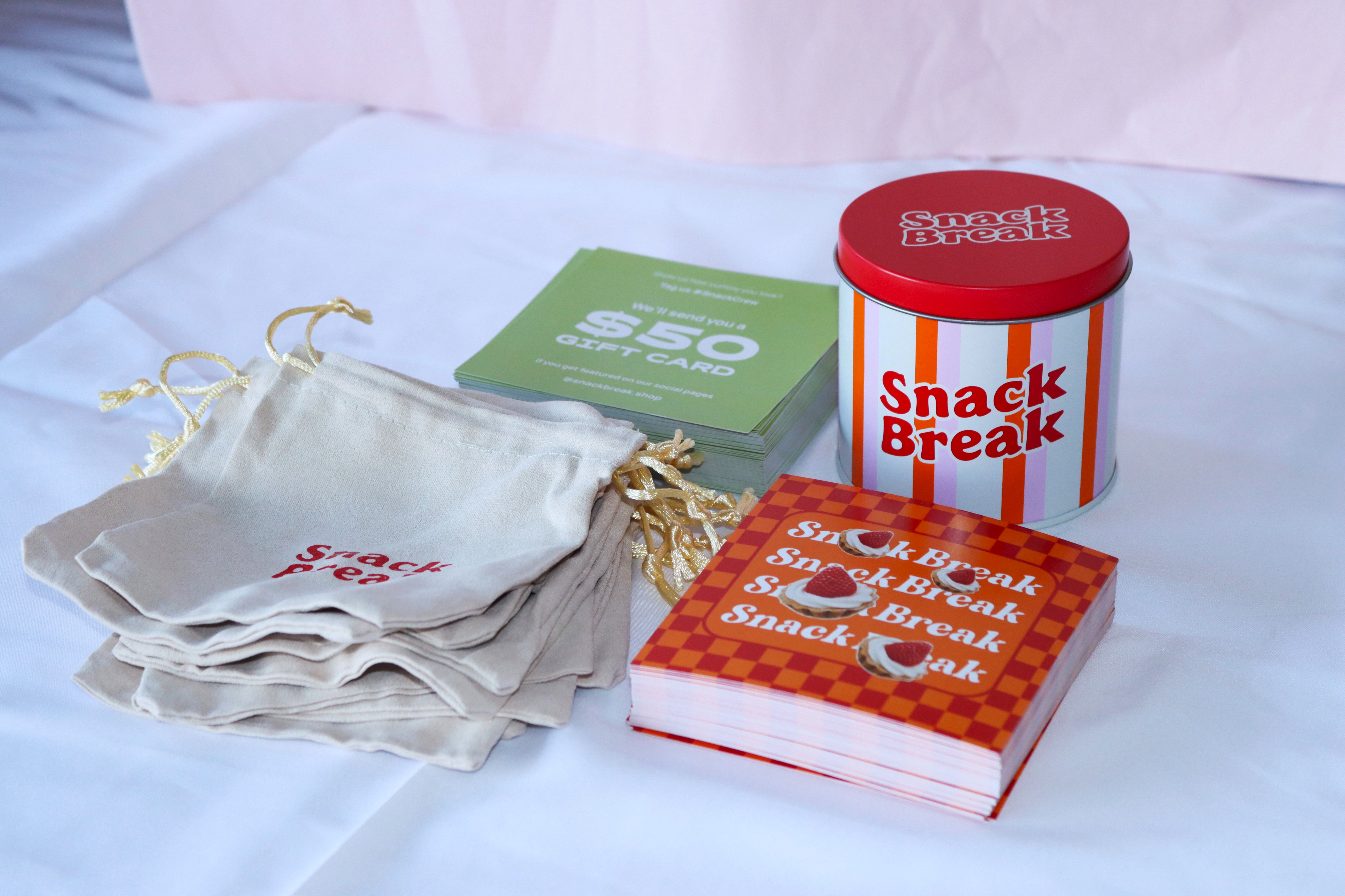 custom packaging boxes with logo